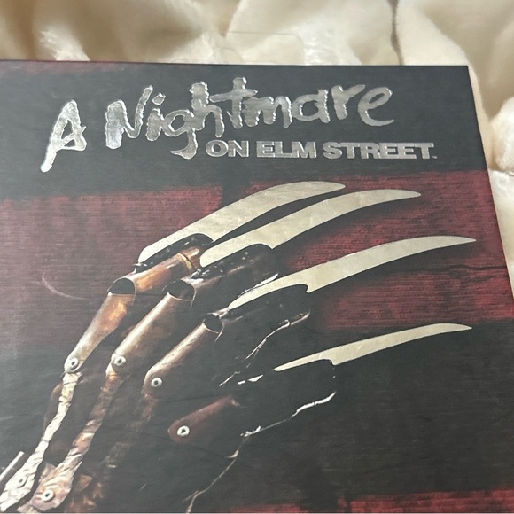 Sold Out: Nightmare on Elm Street 12 Eyeshadow Palette - Picture 5 of 12